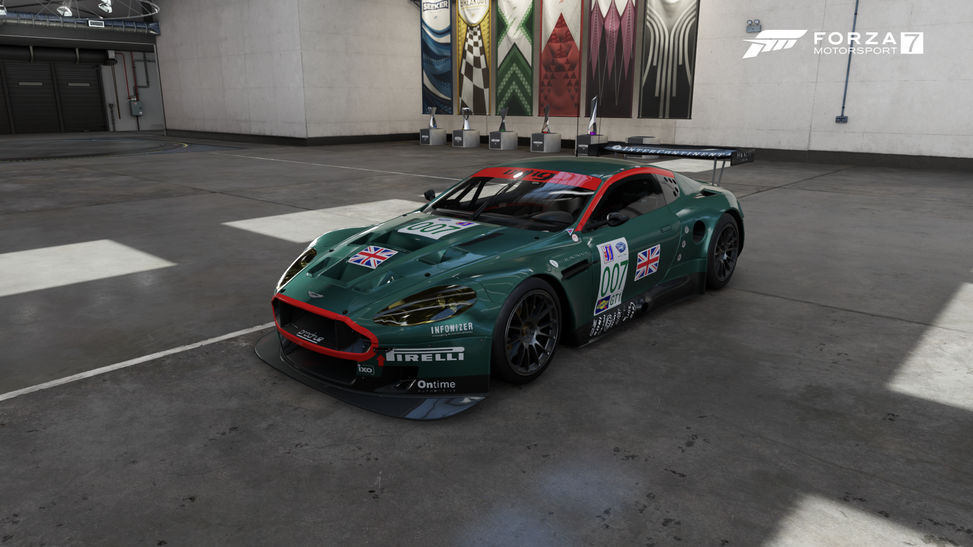 Aston_Martin_DBR9